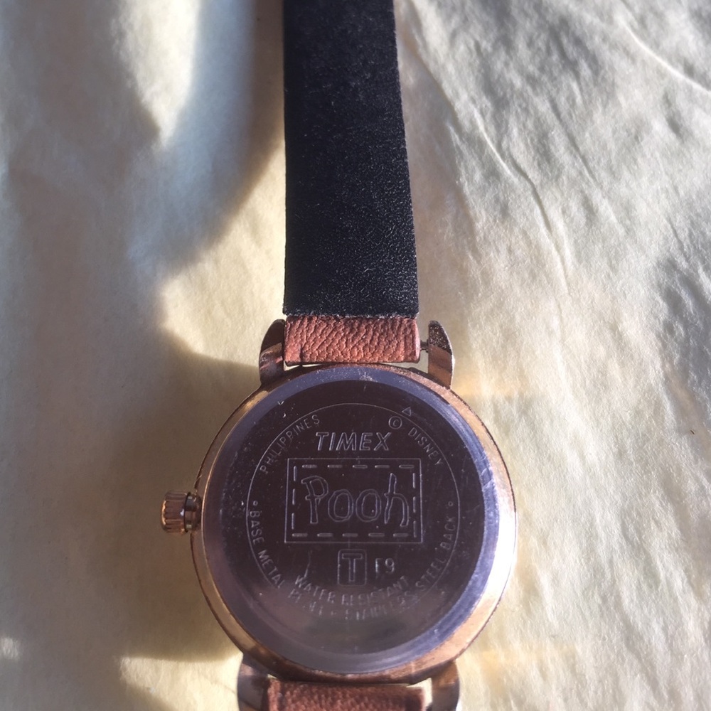 Pooh watch - Picture 4 of 4